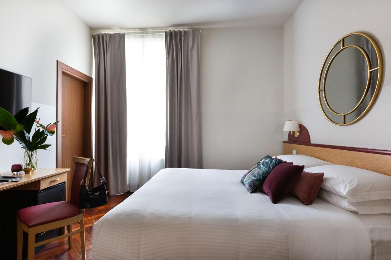 Aramis Deluxe Rooms Florenz Exterior foto