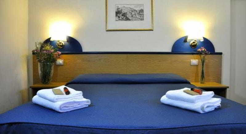 Aramis Deluxe Rooms Florenz Exterior foto